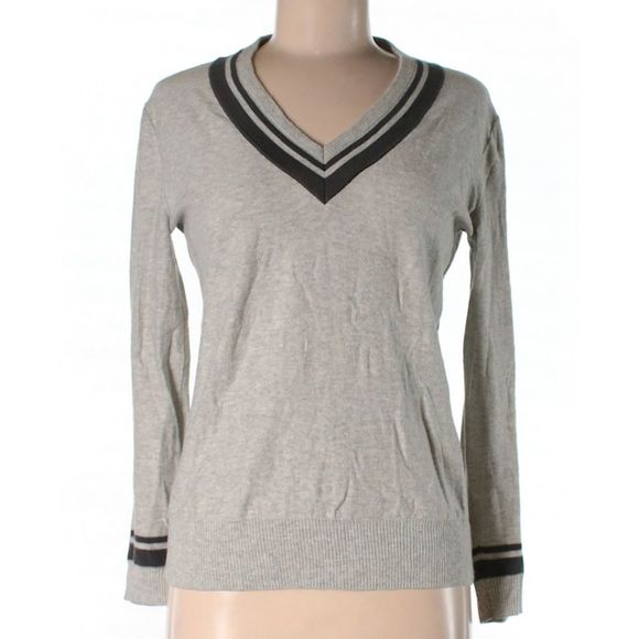 Banana Republic Sweaters - Banana Republic V-Neck Sweater